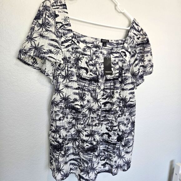 NWT Torrid | Clip Jaquard Square Neck Flutter Skeeve Jungle Toile Women 1X 14-16 - Picture 6 of 8